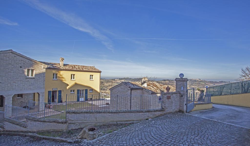 Il Ristoro Del Viandante Hotel Offagna Exterior foto